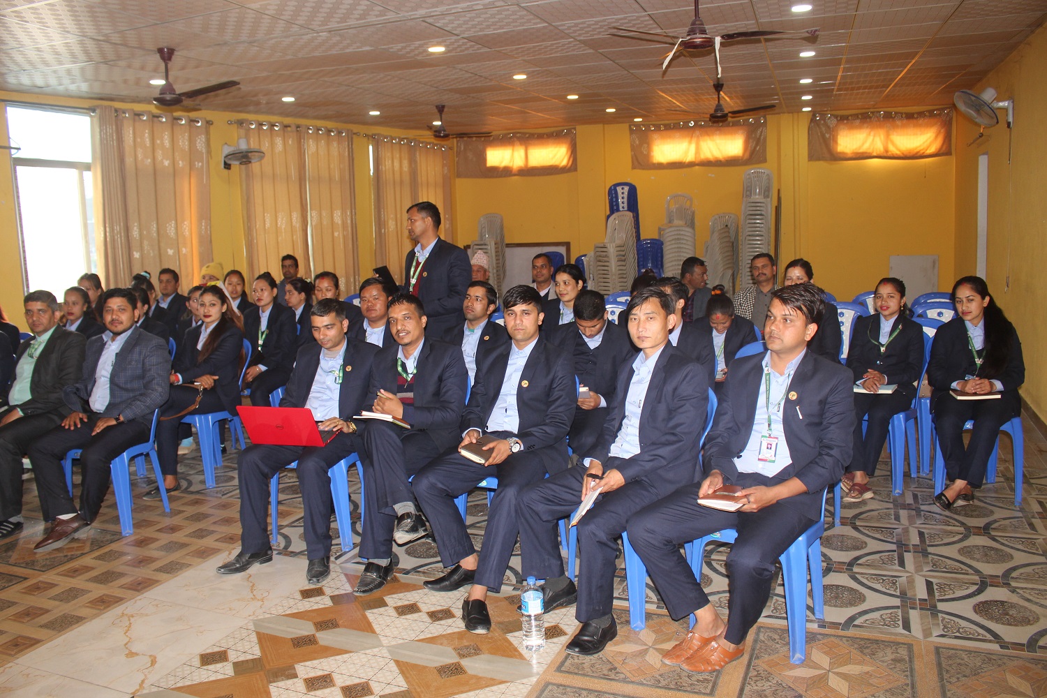 कर्मचारी उत्प्रेरणा तथा  अभिमुखिकरण कार्यकम